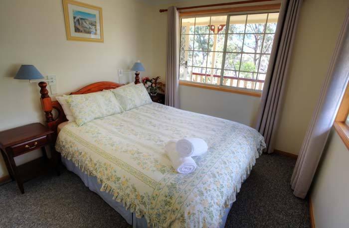 Accommodation Creek Cottages & Sundown View Suites Ballandean Habitación foto